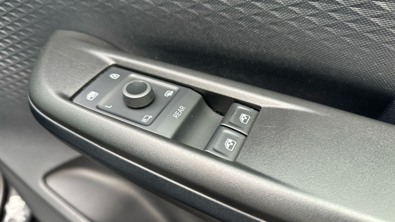 CUPRA Born 169kW e-Boost V2 58kWh 5dr Auto Electric Hatchback